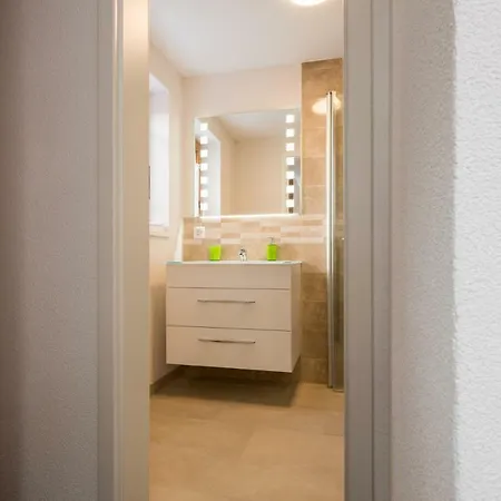 Alpenrose 아파트 사스-알마겔