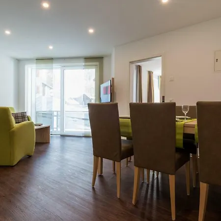 Alpenrose Apartment