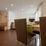 Alpenrose شقة